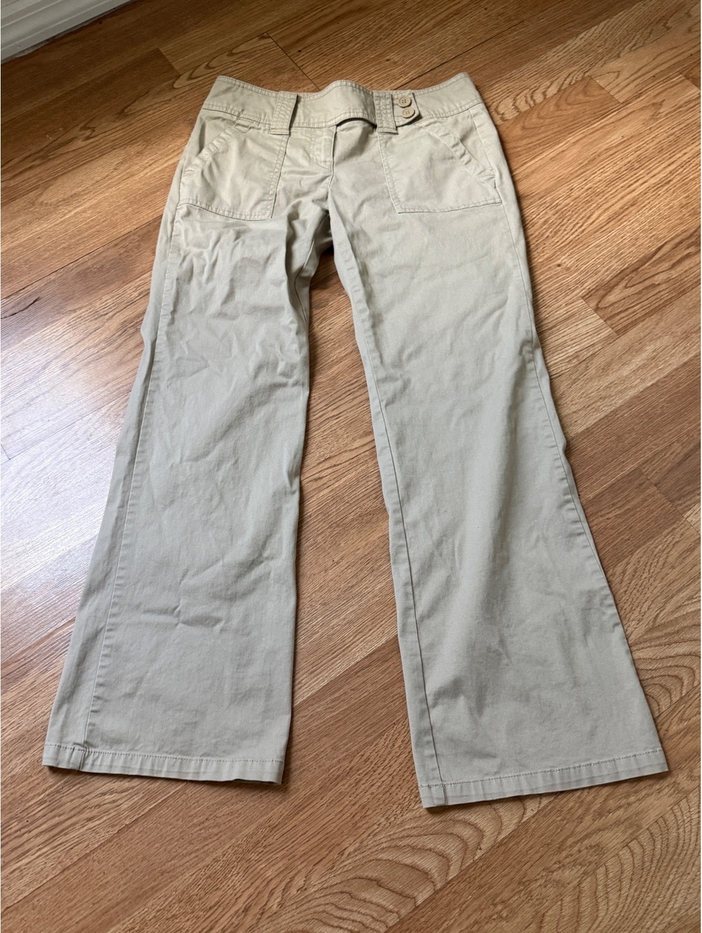 New York & Company Manhattan Chino Flare Leg Pants Size 4 Petite